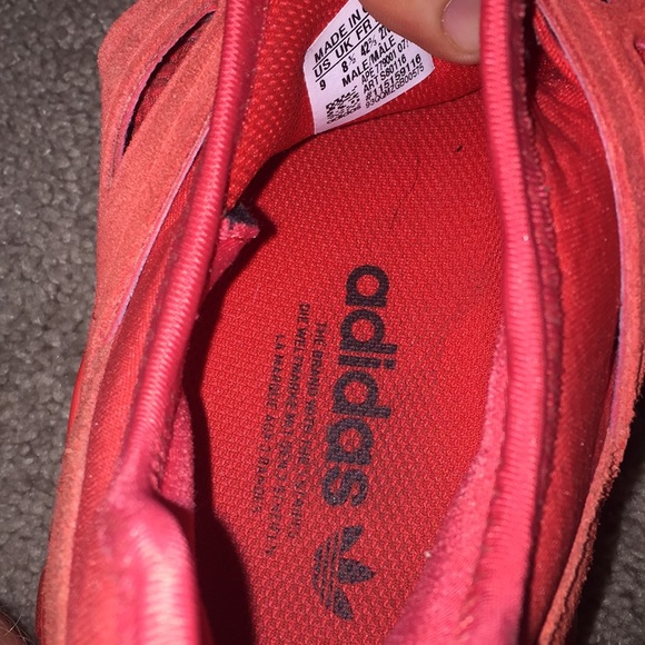 Adidas all red (Tubular) - Picture 4 of 6
